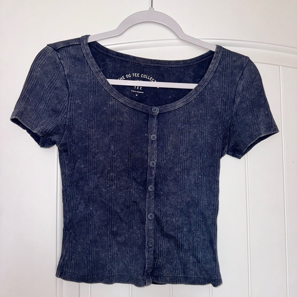 Navy tee